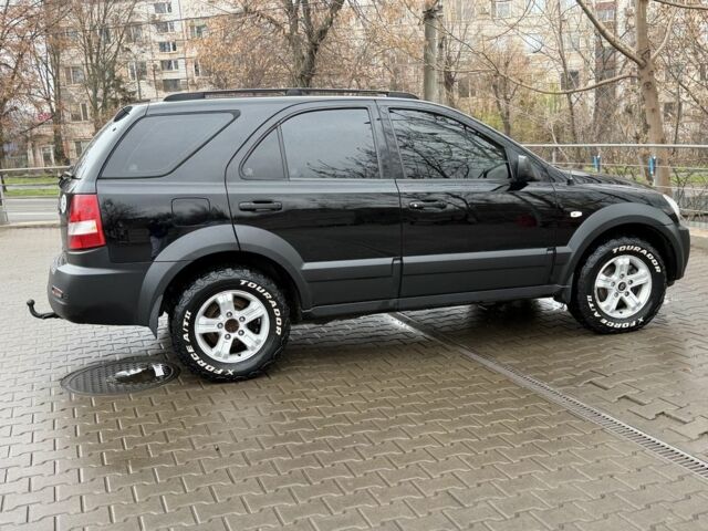 Черный Киа Соренто, объемом двигателя 2.5 л и пробегом 210 тыс. км за 4500 $, фото 3 на Automoto.ua