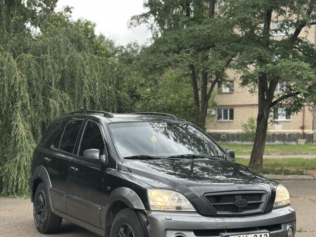 Черный Киа Соренто, объемом двигателя 2.5 л и пробегом 300 тыс. км за 3500 $, фото 2 на Automoto.ua