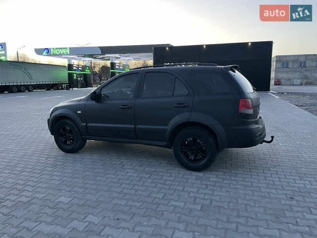 Киа Соренто 2005 в Новоднестровск на Automoto.ua Черный Киа Соренто, объемом двигателя 2.5 л и пробегом 230 тыс. км за 4100 $, фото 16 на Automoto.ua