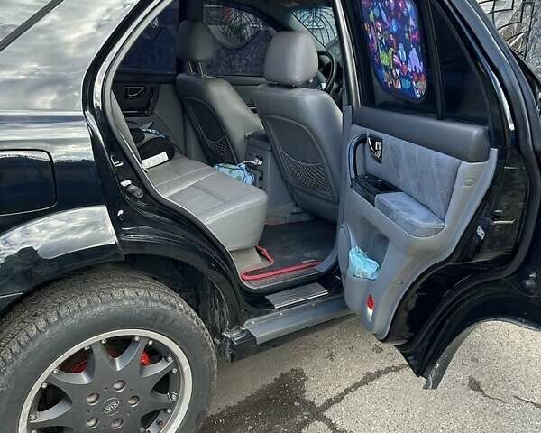 Киа Соренто 2005 в Литине на Automoto.ua Черный Киа Соренто, объемом двигателя 2.5 л и пробегом 265 тыс. км за 9200 $, фото 5 на Automoto.ua