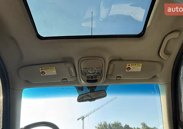 Киа Соренто 2005 в Киеве на Automoto.ua Черный Киа Соренто, объемом двигателя 2.5 л и пробегом 300 тыс. км за 5500 $, фото 4 на Automoto.ua