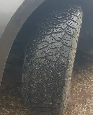 Черный Киа Соренто, объемом двигателя 2.35 л и пробегом 127 тыс. км за 6400 $, фото 14 на Automoto.ua