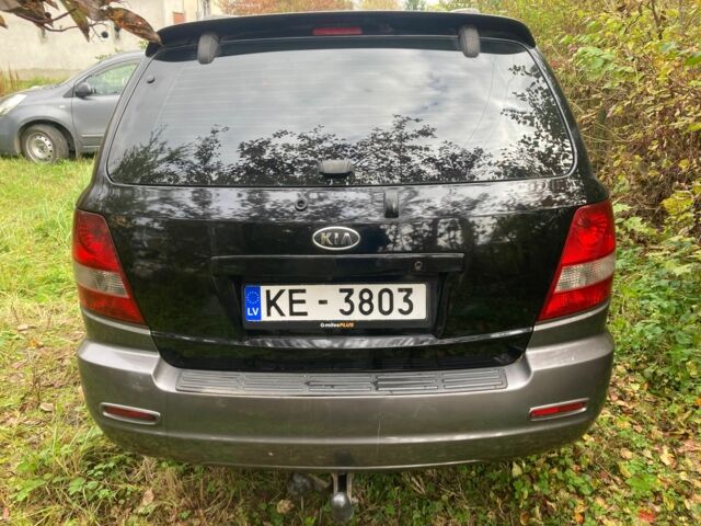 Черный Киа Соренто, объемом двигателя 2.5 л и пробегом 267 тыс. км за 3500 $, фото 5 на Automoto.ua