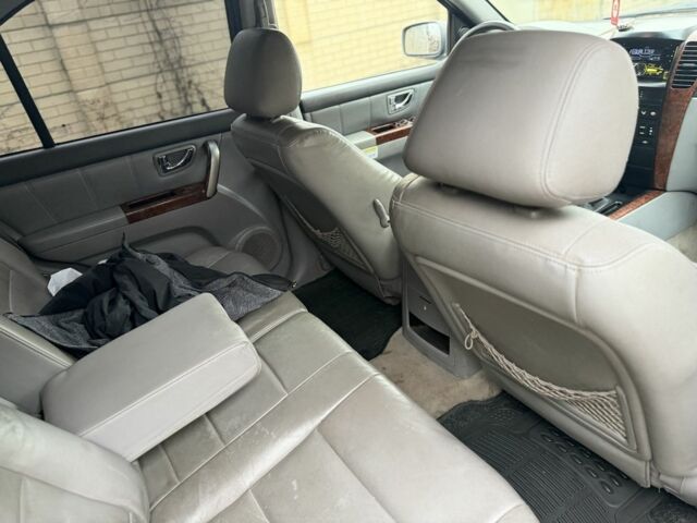 Черный Киа Соренто, объемом двигателя 0 л и пробегом 350 тыс. км за 3800 $, фото 8 на Automoto.ua