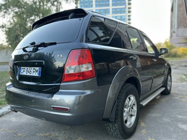 Черный Киа Соренто, объемом двигателя 2.5 л и пробегом 279 тыс. км за 4600 $, фото 1 на Automoto.ua