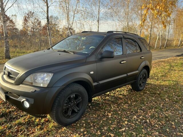 Черный Киа Соренто, объемом двигателя 2.5 л и пробегом 236 тыс. км за 8000 $, фото 1 на Automoto.ua