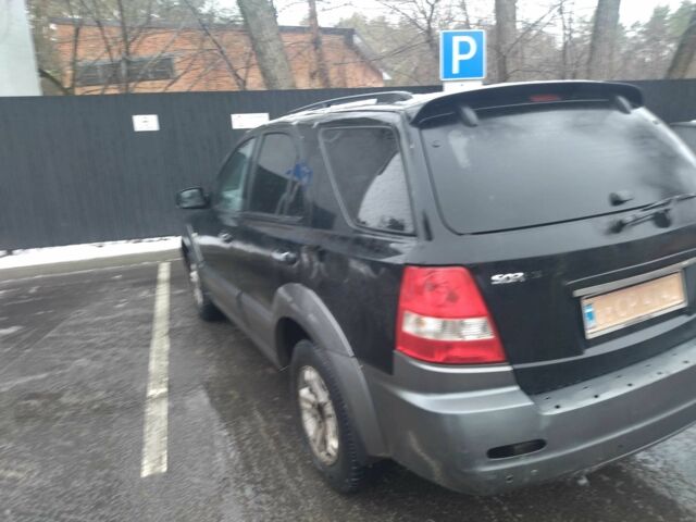 Черный Киа Соренто, объемом двигателя 2.5 л и пробегом 303 тыс. км за 3546 $, фото 5 на Automoto.ua