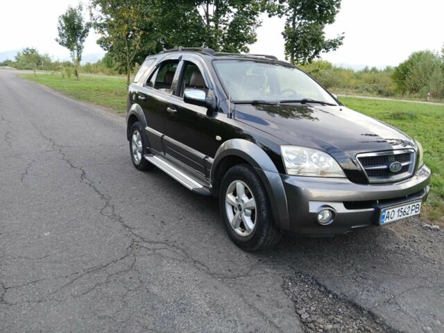 Чорний Кіа Соренто, об'ємом двигуна 2.5 л та пробігом 292 тис. км за 6500 $, фото 5 на Automoto.ua
