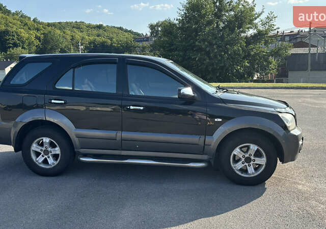 Киа Соренто 2005 в Киеве на Automoto.ua Черный Киа Соренто, объемом двигателя 2.5 л и пробегом 300 тыс. км за 5500 $, фото 12 на Automoto.ua