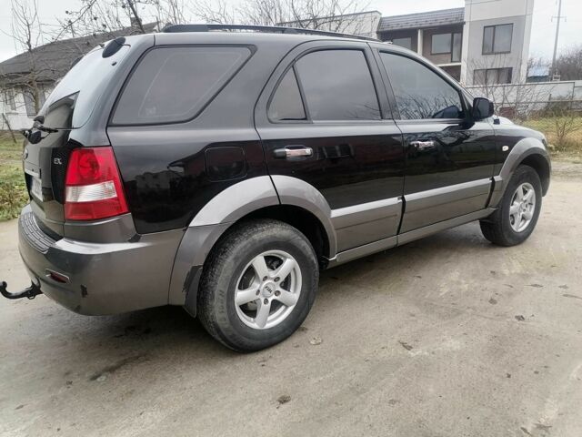 Чорний Кіа Соренто, об'ємом двигуна 2.5 л та пробігом 294 тис. км за 7400 $, фото 20 на Automoto.ua