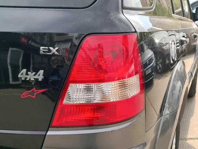 Черный Киа Соренто, объемом двигателя 2.4 л и пробегом 300 тыс. км за 6490 $, фото 8 на Automoto.ua