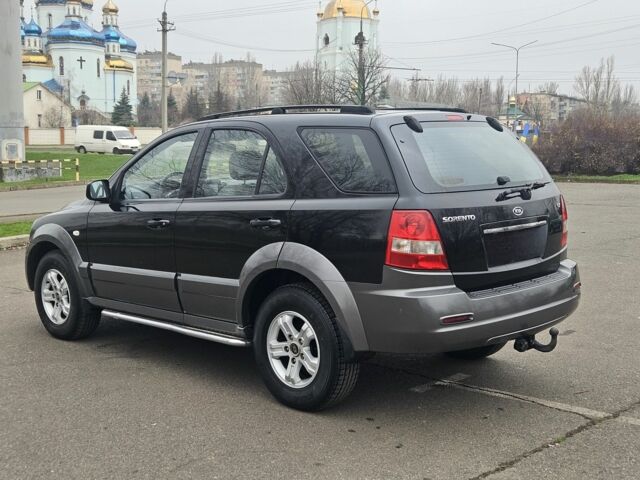Черный Киа Соренто, объемом двигателя 0 л и пробегом 280 тыс. км за 4700 $, фото 3 на Automoto.ua