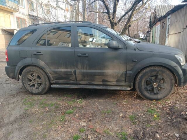 Черный Киа Соренто, объемом двигателя 2.5 л и пробегом 3 тыс. км за 2717 $, фото 7 на Automoto.ua