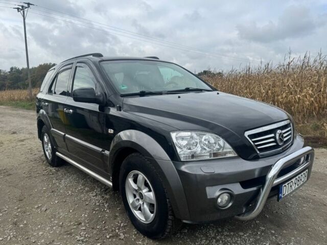 Чорний Кіа Соренто, об'ємом двигуна 2.5 л та пробігом 247 тис. км за 3500 $, фото 3 на Automoto.ua