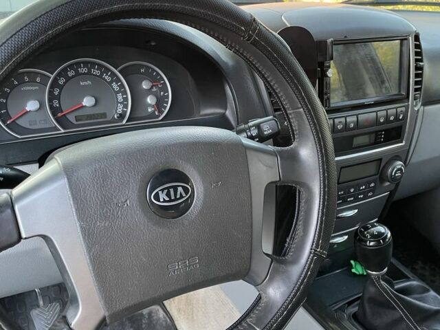 Киа Соренто 2006 в Львове на Automoto.ua Черный Киа Соренто, объемом двигателя 2.5 л и пробегом 280 тыс. км за 6650 $, фото 5 на Automoto.ua