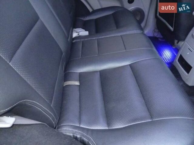 Черный Киа Соренто, объемом двигателя 3.5 л и пробегом 230 тыс. км за 6999 $, фото 29 на Automoto.ua