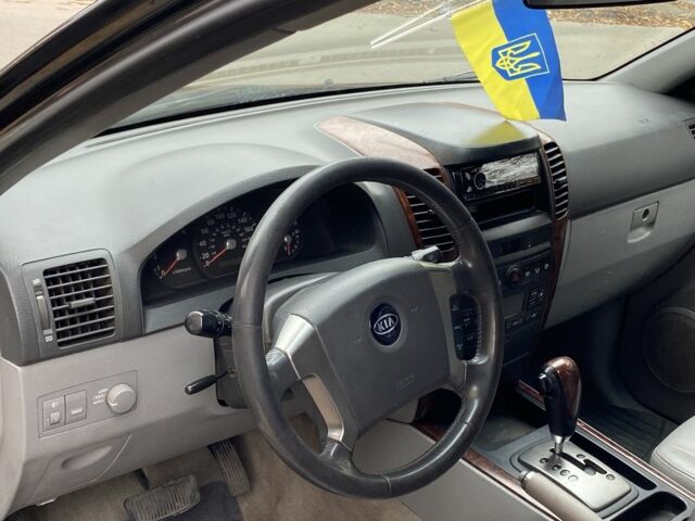 Чорний Кіа Соренто, об'ємом двигуна 2.5 л та пробігом 210 тис. км за 3450 $, фото 10 на Automoto.ua