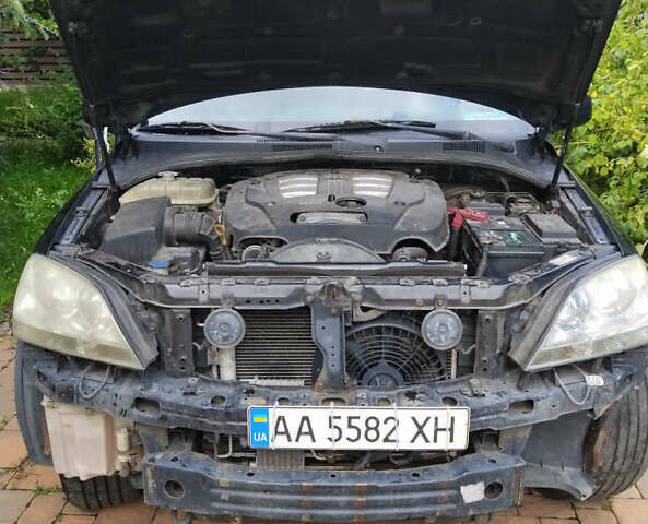 Черный Киа Соренто, объемом двигателя 2.5 л и пробегом 383 тыс. км за 6000 $, фото 6 на Automoto.ua