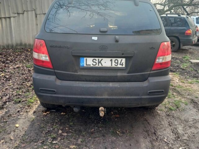 Черный Киа Соренто, объемом двигателя 2.5 л и пробегом 3 тыс. км за 2717 $, фото 4 на Automoto.ua