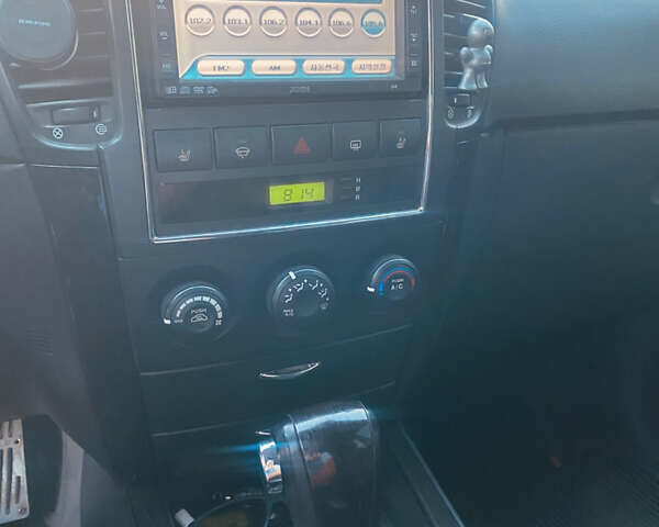 Черный Киа Соренто, объемом двигателя 2.5 л и пробегом 119 тыс. км за 8800 $, фото 7 на Automoto.ua