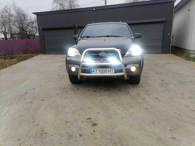 Чорний Кіа Соренто, об'ємом двигуна 2.5 л та пробігом 294 тис. км за 7400 $, фото 2 на Automoto.ua