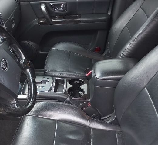 Чорний Кіа Соренто, об'ємом двигуна 2.5 л та пробігом 267 тис. км за 5200 $, фото 7 на Automoto.ua