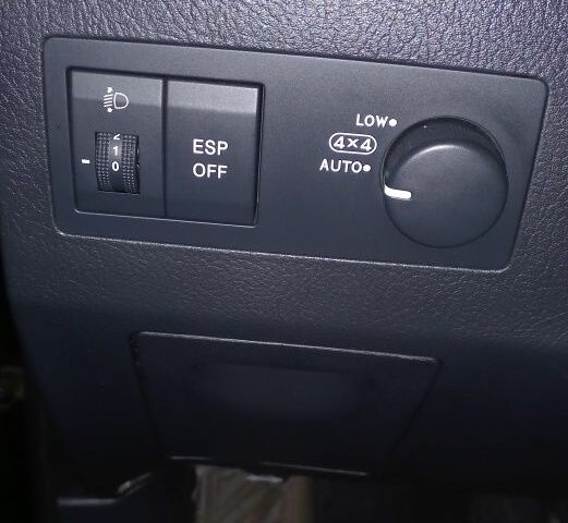 Чорний Кіа Соренто, об'ємом двигуна 2.5 л та пробігом 267 тис. км за 5100 $, фото 17 на Automoto.ua