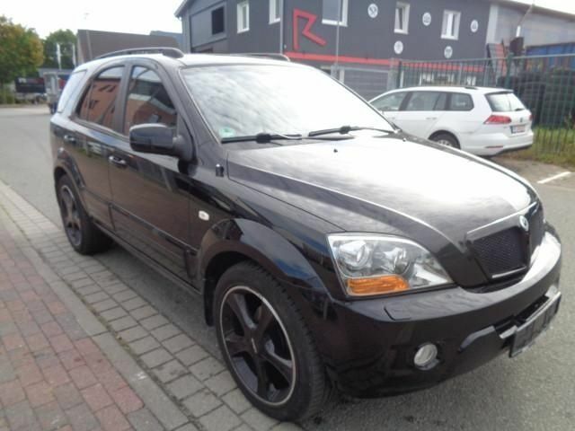 Черный Киа Соренто, объемом двигателя 2.2 л и пробегом 235 тыс. км за 2381 $, фото 1 на Automoto.ua