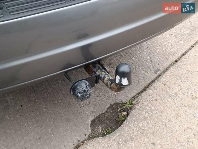 Чорний Кіа Соренто, об'ємом двигуна 2.4 л та пробігом 300 тис. км за 6480 $, фото 9 на Automoto.ua