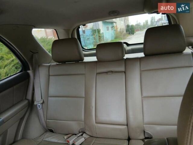 Черный Киа Соренто, объемом двигателя 2.5 л и пробегом 400 тыс. км за 4200 $, фото 12 на Automoto.ua