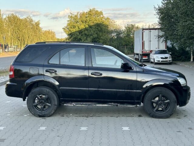 Чорний Кіа Соренто, об'ємом двигуна 2.5 л та пробігом 300 тис. км за 3150 $, фото 5 на Automoto.ua