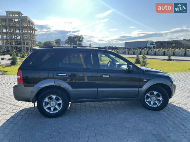 Черный Киа Соренто, объемом двигателя 2.5 л и пробегом 164 тыс. км за 8200 $, фото 5 на Automoto.ua