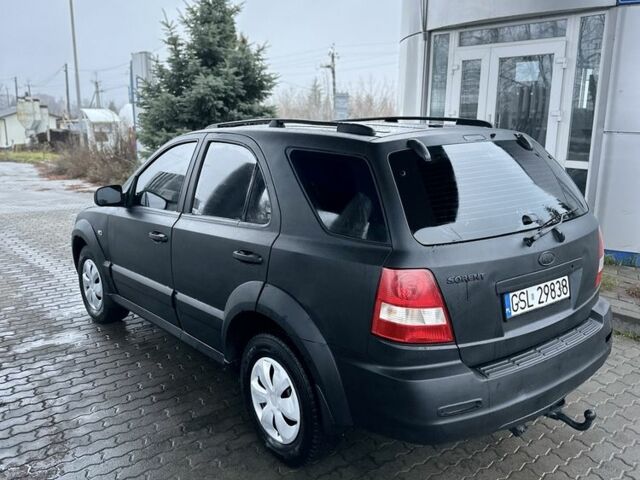 Черный Киа Соренто, объемом двигателя 2.5 л и пробегом 350 тыс. км за 3750 $, фото 4 на Automoto.ua