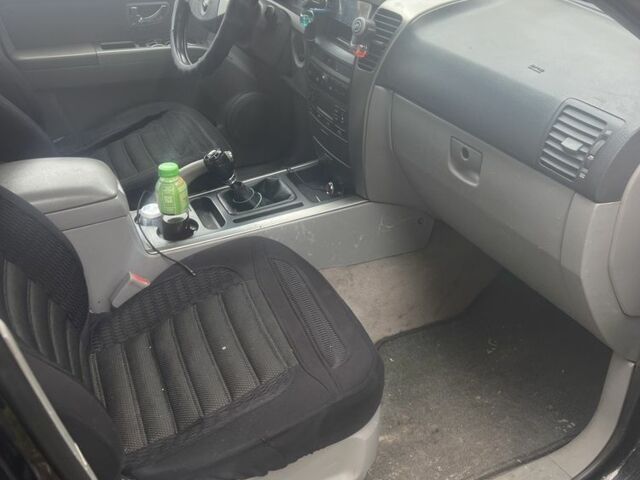 Черный Киа Соренто, объемом двигателя 2.5 л и пробегом 253 тыс. км за 2700 $, фото 1 на Automoto.ua