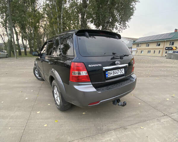 Черный Киа Соренто, объемом двигателя 2.5 л и пробегом 130 тыс. км за 8500 $, фото 2 на Automoto.ua