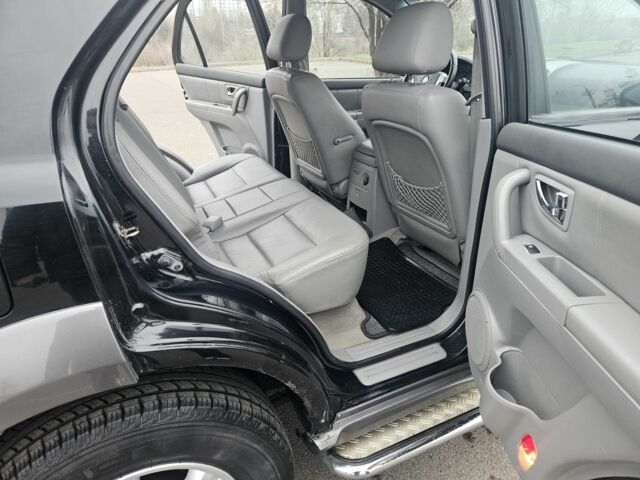 Черный Киа Соренто, объемом двигателя 0 л и пробегом 280 тыс. км за 4700 $, фото 15 на Automoto.ua