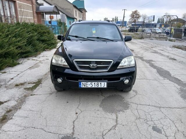 Черный Киа Соренто, объемом двигателя 0 л и пробегом 200 тыс. км за 4700 $, фото 1 на Automoto.ua