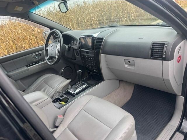 Чорний Кіа Соренто, об'ємом двигуна 2.5 л та пробігом 247 тис. км за 3500 $, фото 5 на Automoto.ua