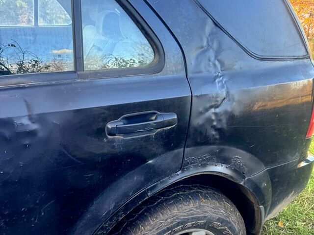 Чорний Кіа Соренто, об'ємом двигуна 2.5 л та пробігом 270 тис. км за 2750 $, фото 3 на Automoto.ua