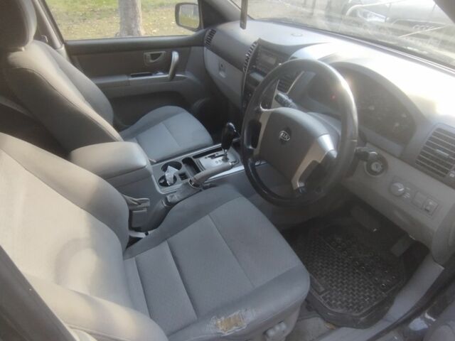 Чорний Кіа Соренто, об'ємом двигуна 0 л та пробігом 250 тис. км за 4000 $, фото 7 на Automoto.ua