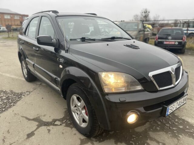 Чорний Кіа Соренто, об'ємом двигуна 0 л та пробігом 300 тис. км за 3950 $, фото 2 на Automoto.ua