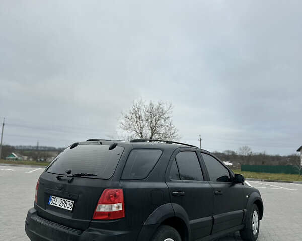 Черный Киа Соренто, объемом двигателя 2.5 л и пробегом 280 тыс. км за 3700 $, фото 3 на Automoto.ua