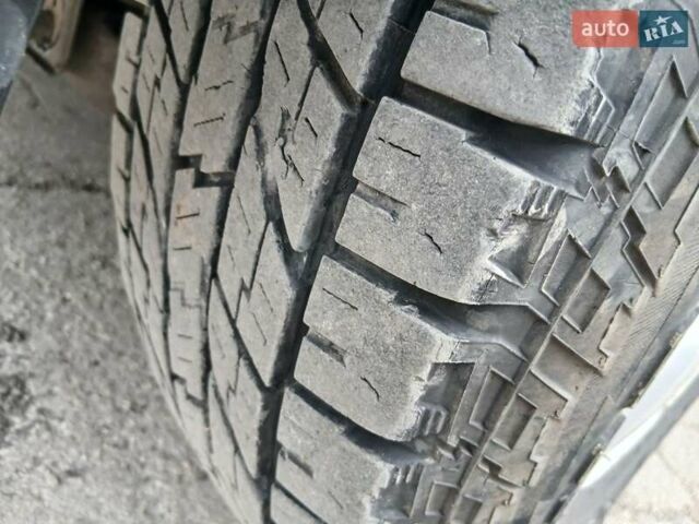 Черный Киа Соренто, объемом двигателя 2.5 л и пробегом 399 тыс. км за 4700 $, фото 9 на Automoto.ua