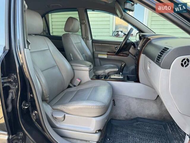 Чорний Кіа Соренто, об'ємом двигуна 2.5 л та пробігом 258 тис. км за 8690 $, фото 11 на Automoto.ua