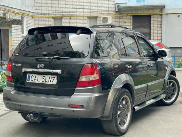 Черный Киа Соренто, объемом двигателя 2.5 л и пробегом 3 тыс. км за 4450 $, фото 3 на Automoto.ua