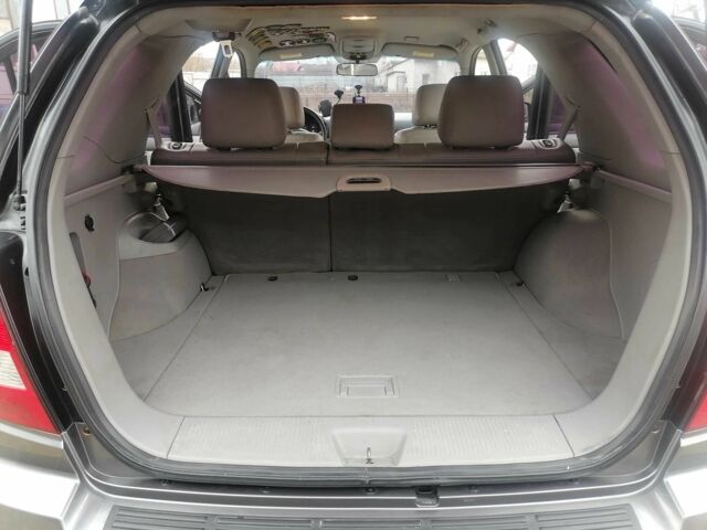 Чорний Кіа Соренто, об'ємом двигуна 2.5 л та пробігом 294 тис. км за 7400 $, фото 11 на Automoto.ua