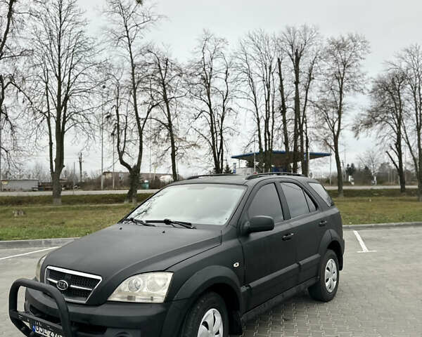 Черный Киа Соренто, объемом двигателя 2.5 л и пробегом 280 тыс. км за 3700 $, фото 1 на Automoto.ua