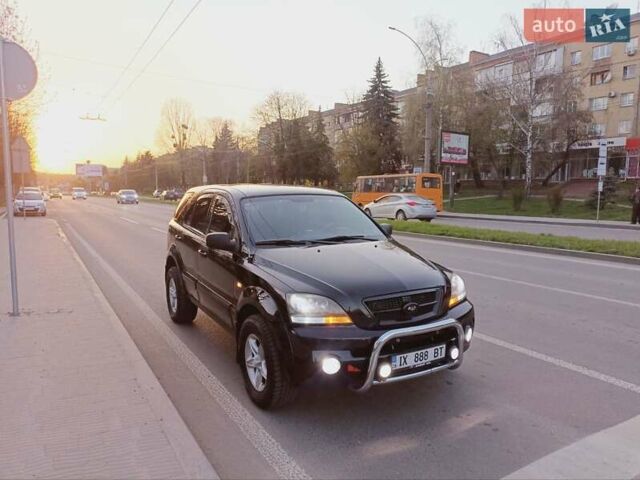 Черный Киа Соренто, объемом двигателя 2.4 л и пробегом 287 тыс. км за 8999 $, фото 16 на Automoto.ua