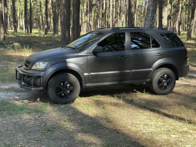 Чорний Кіа Соренто, об'ємом двигуна 2.5 л та пробігом 245 тис. км за 4900 $, фото 1 на Automoto.ua