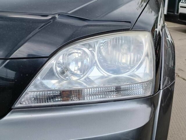 Черный Киа Соренто, объемом двигателя 2.4 л и пробегом 300 тыс. км за 6490 $, фото 12 на Automoto.ua